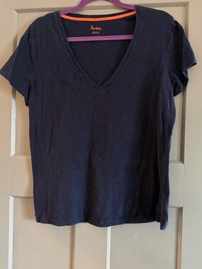Boden Navy V-Neck Short Sleeve Tee with Orange Trim